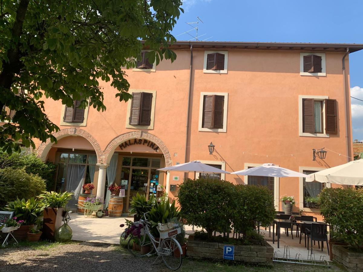 Boutique Hotel Corte Malaspina Castelnuovo del Garda Exterior photo