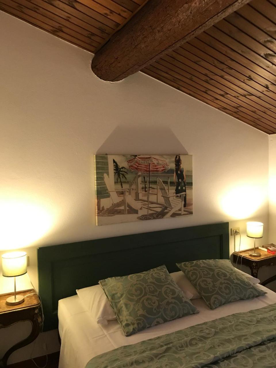 Boutique Hotel Corte Malaspina Castelnuovo del Garda Exterior photo